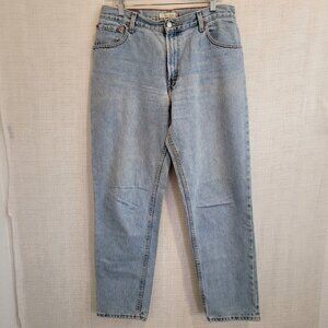 Levi’s 550 Jeans Womens 12M 31x30 Relaxed Tapered Light Blue Wash Denim Cotton
